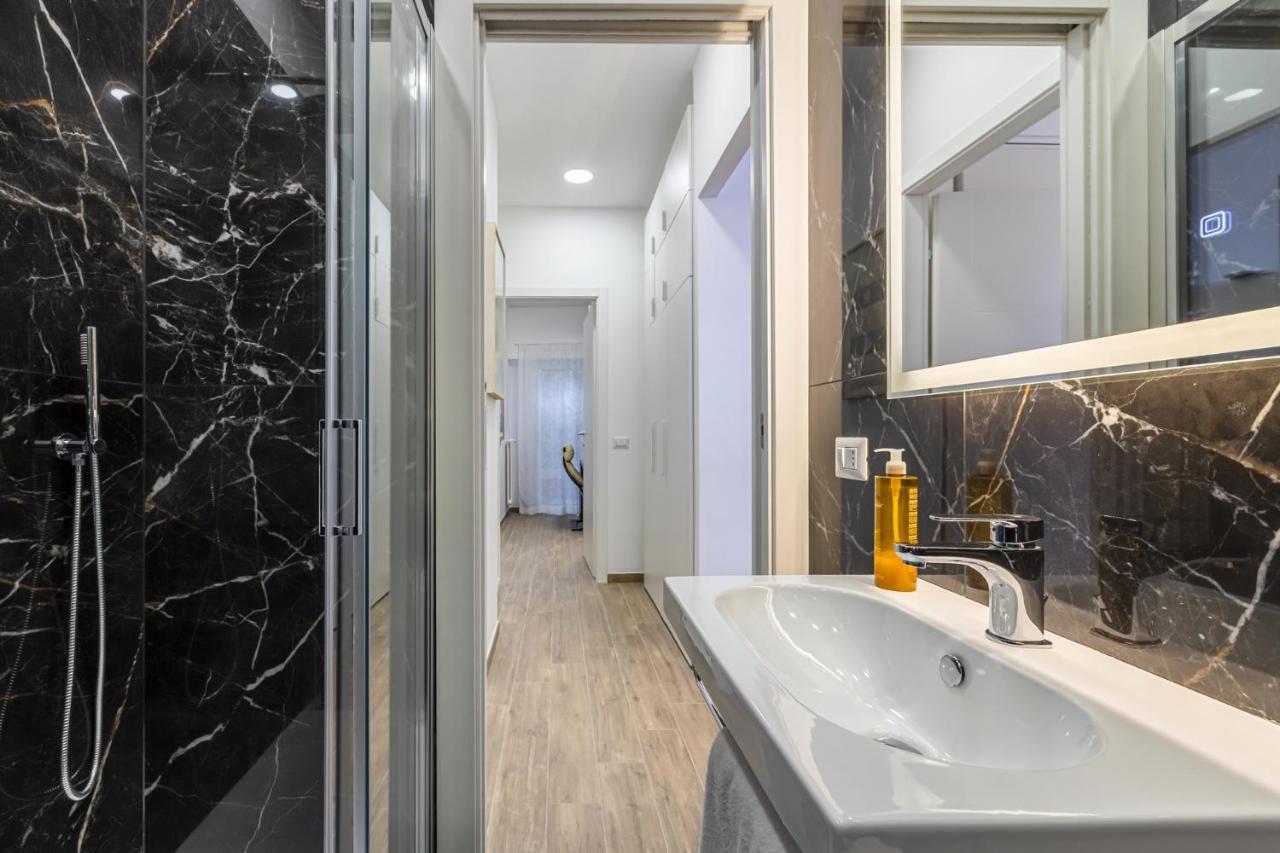 Appartamento Luminoso Con Terrazzo A La Storta Roma